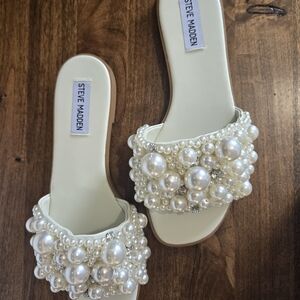 Steve Madden White Pearl Embellished Sandals